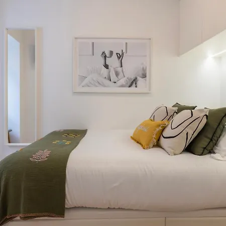 Sunny Garden 2bdr By Lovelystay * リスボン