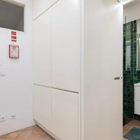 Apartamento Sunny Garden 2bdr By Lovelystay