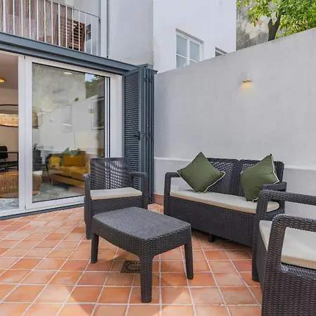 Sunny Garden 2bdr By Lovelystay Apartment