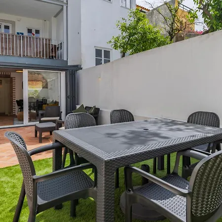 Daire Sunny Garden 2bdr By Lovelystay *